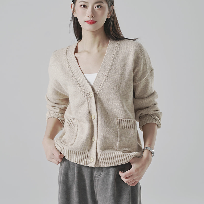 Différents matériaux pour pulls : un guide complet pour choisir les fibres pour tricots